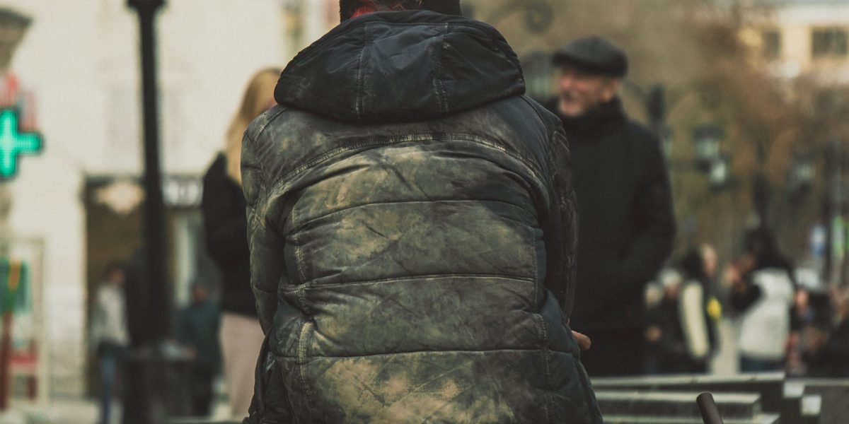 Even amidst crowds, a sense of alienation can be deeply felt in modern city life.